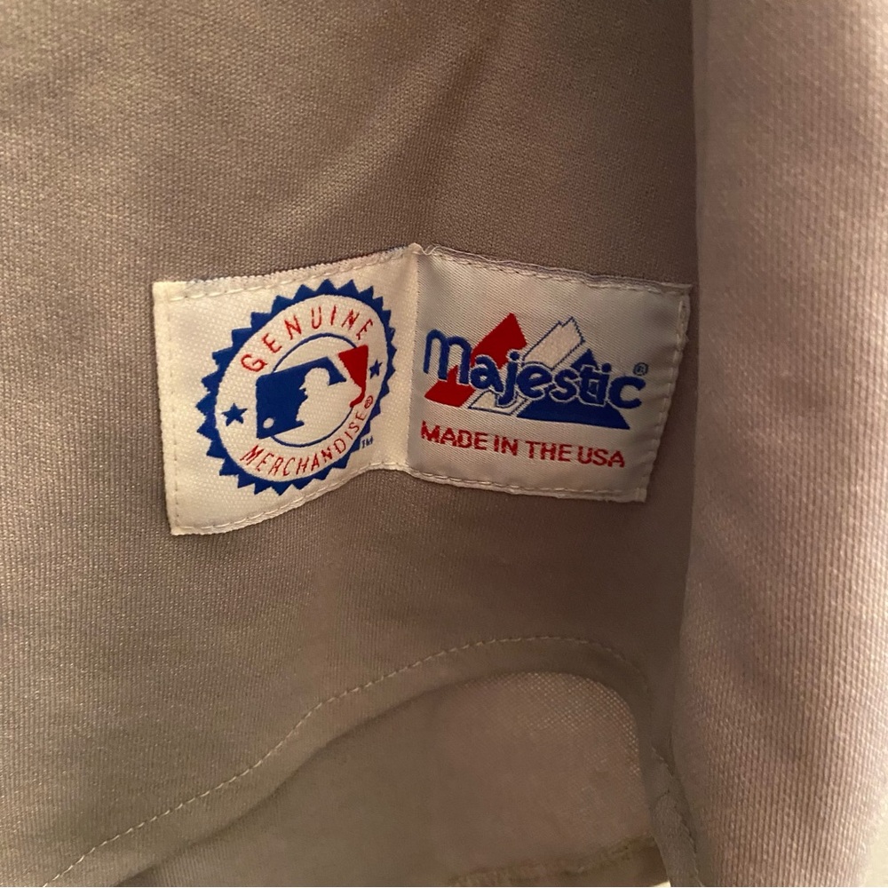 Majestic Atlanta Braves Jersey Men’s XL – Gray/Red Logo - Picture 4 of 4